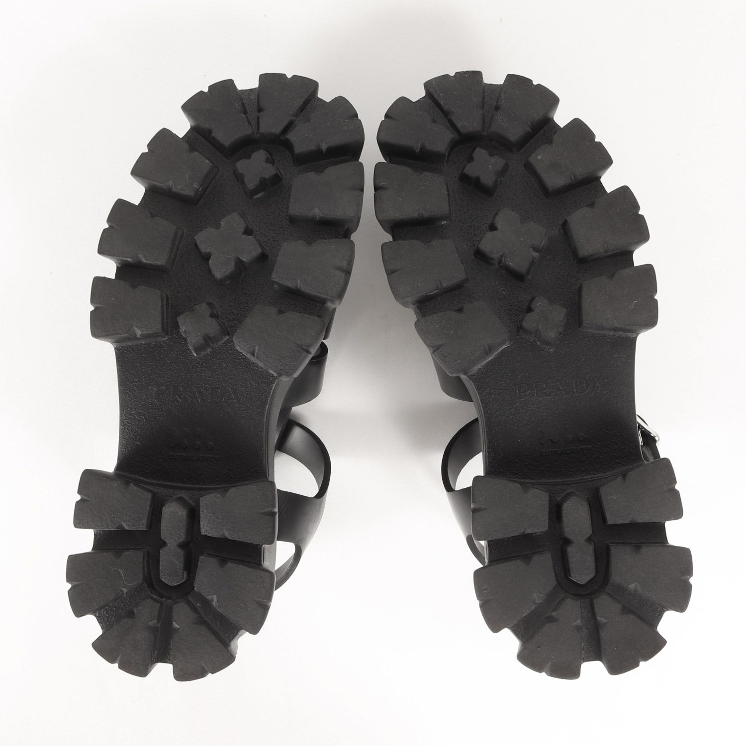 PRADA ブラック サンダル 厚底イタリア製、サイズ6