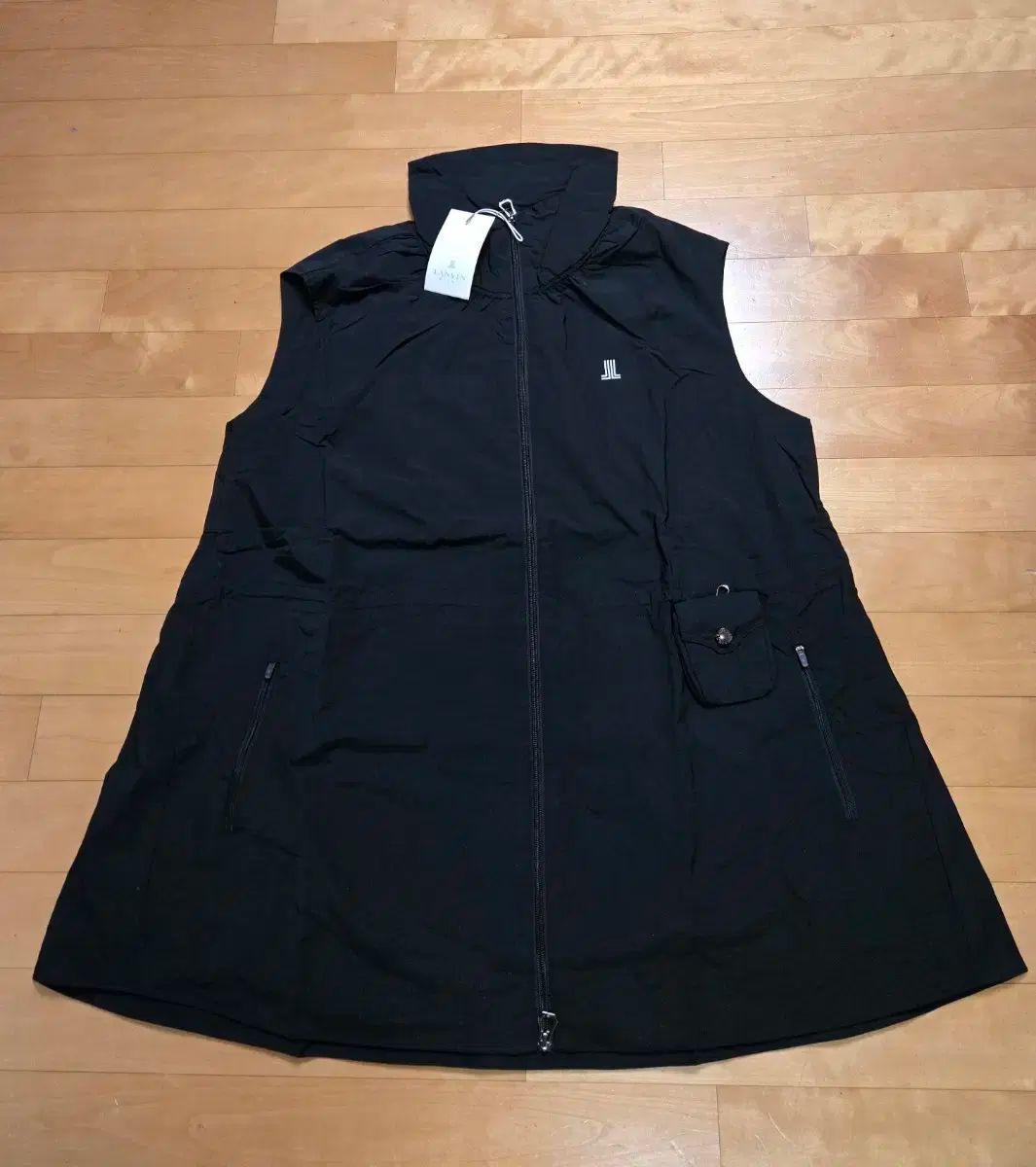 Lanvin（ランバン) ブラック A ライン ゴルフベスト ( L ）