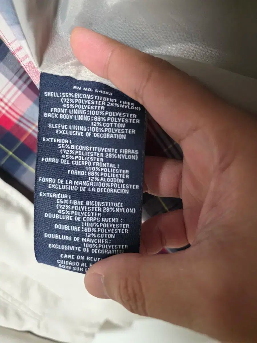 トミーヒルフィガー