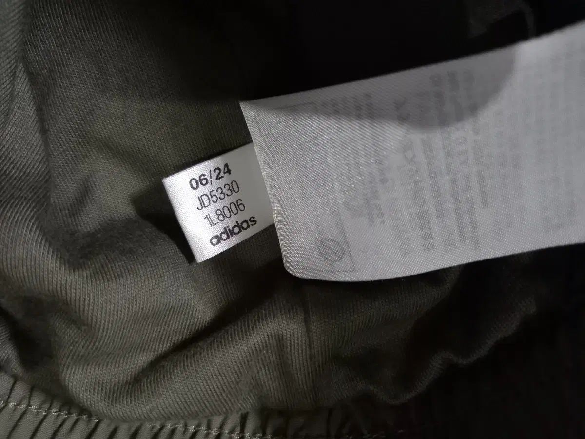 トラップトップ ジャージ