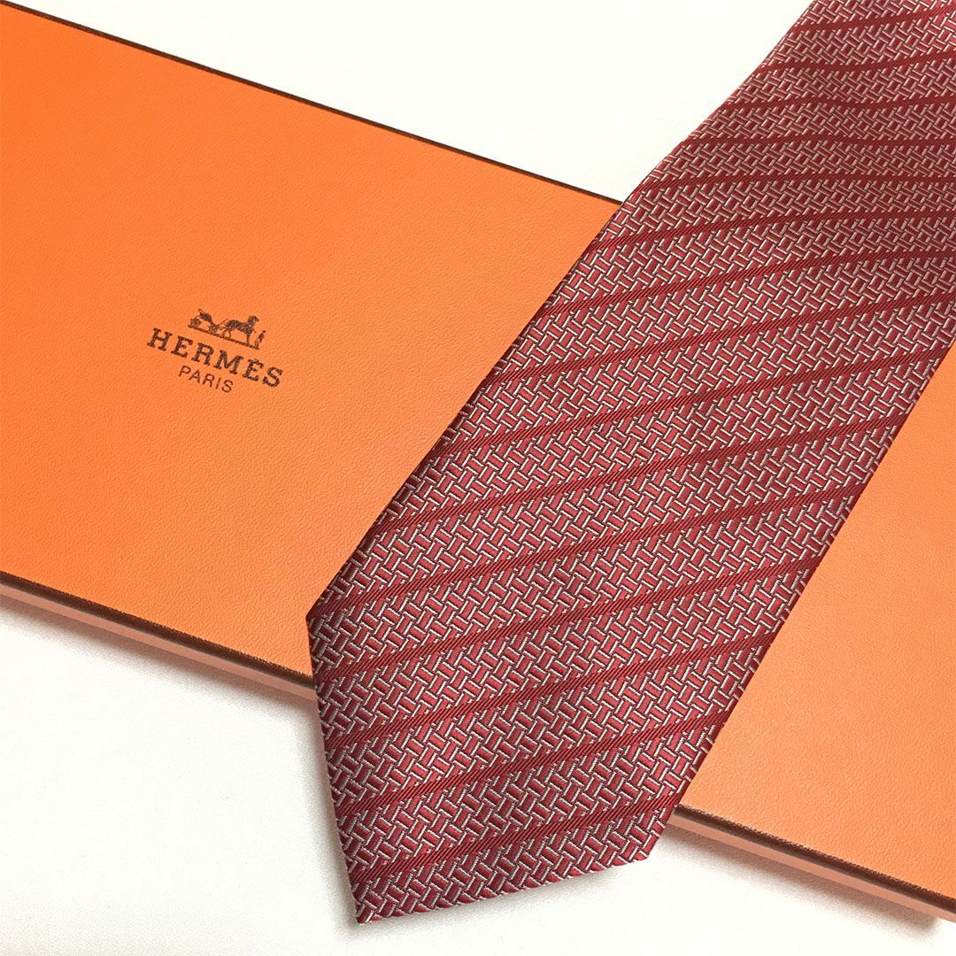 美品 エルメス HERMES ネクタイ シルク100% レッド ストライプ 2510-194