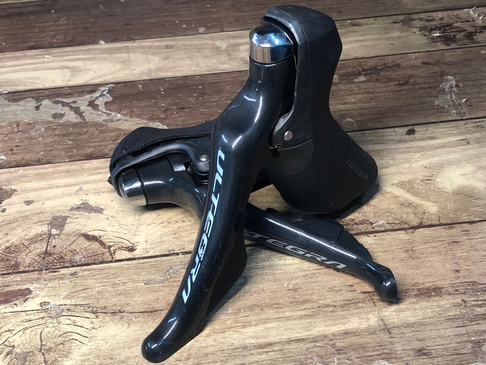 SHIMANO シマノ ST-6700 アルテグラ　STIレバー　傷有り SHIMANO シマノ ST-6700 アルテグラSTIレバー傷有り