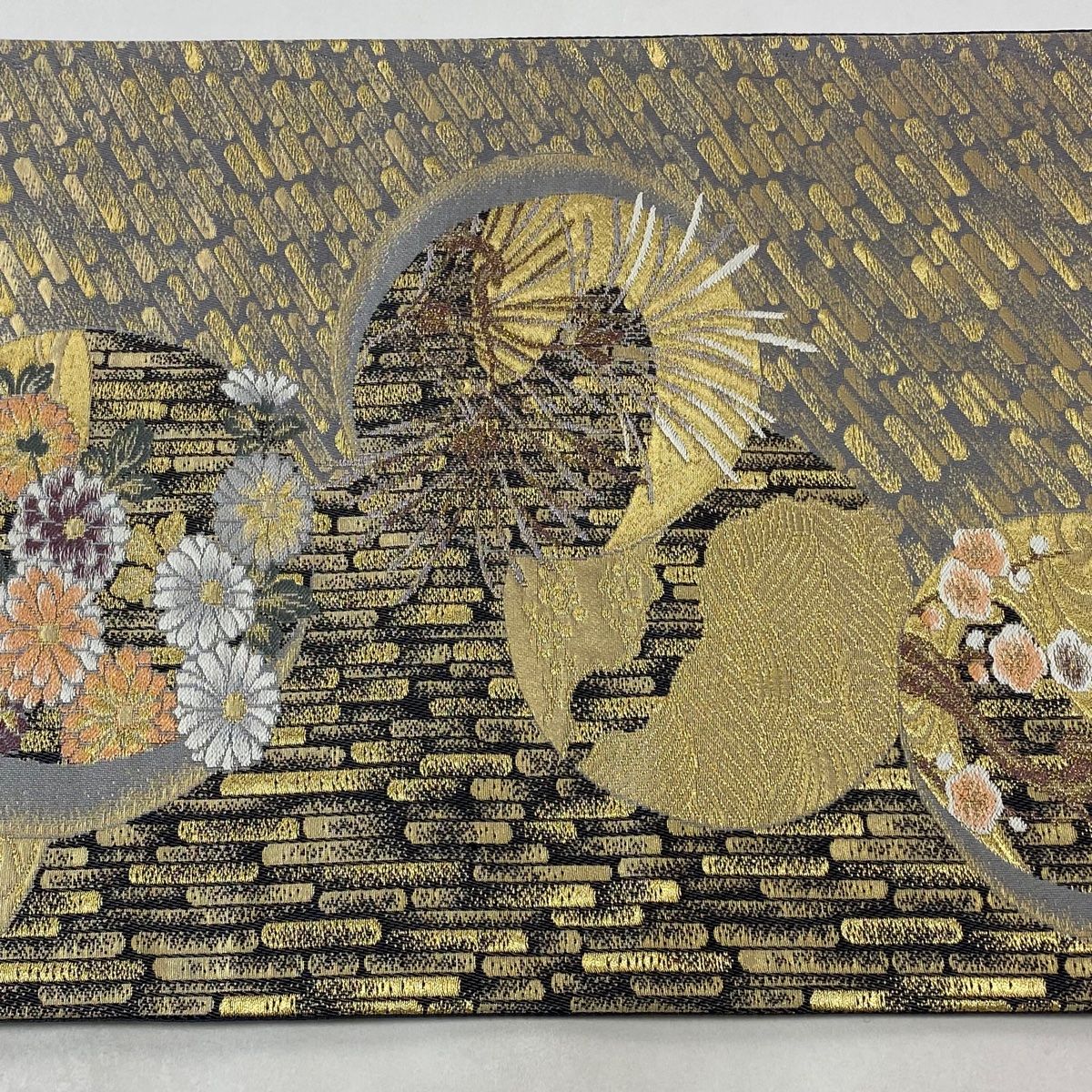 袋帯 美品 名品 花菱 笹 金糸 刺繍 紫 六通 正絹 【中古】 袋帯 秀品 蜀江文 花菱 刺繍 金銀糸 灰紫 六通 正絹 中古 袋帯