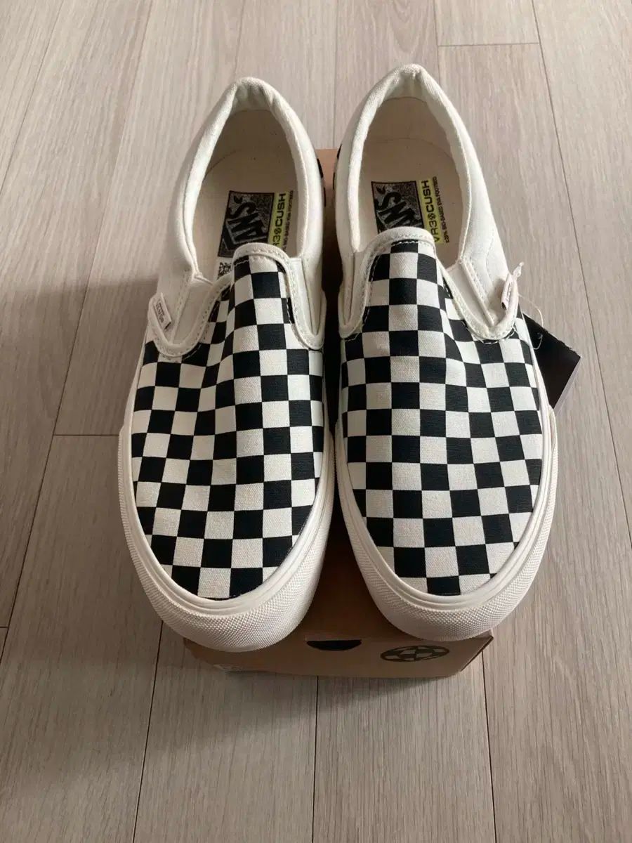 VANS(バンズ) vr3 スリッポン チェッカーボード 265 新品