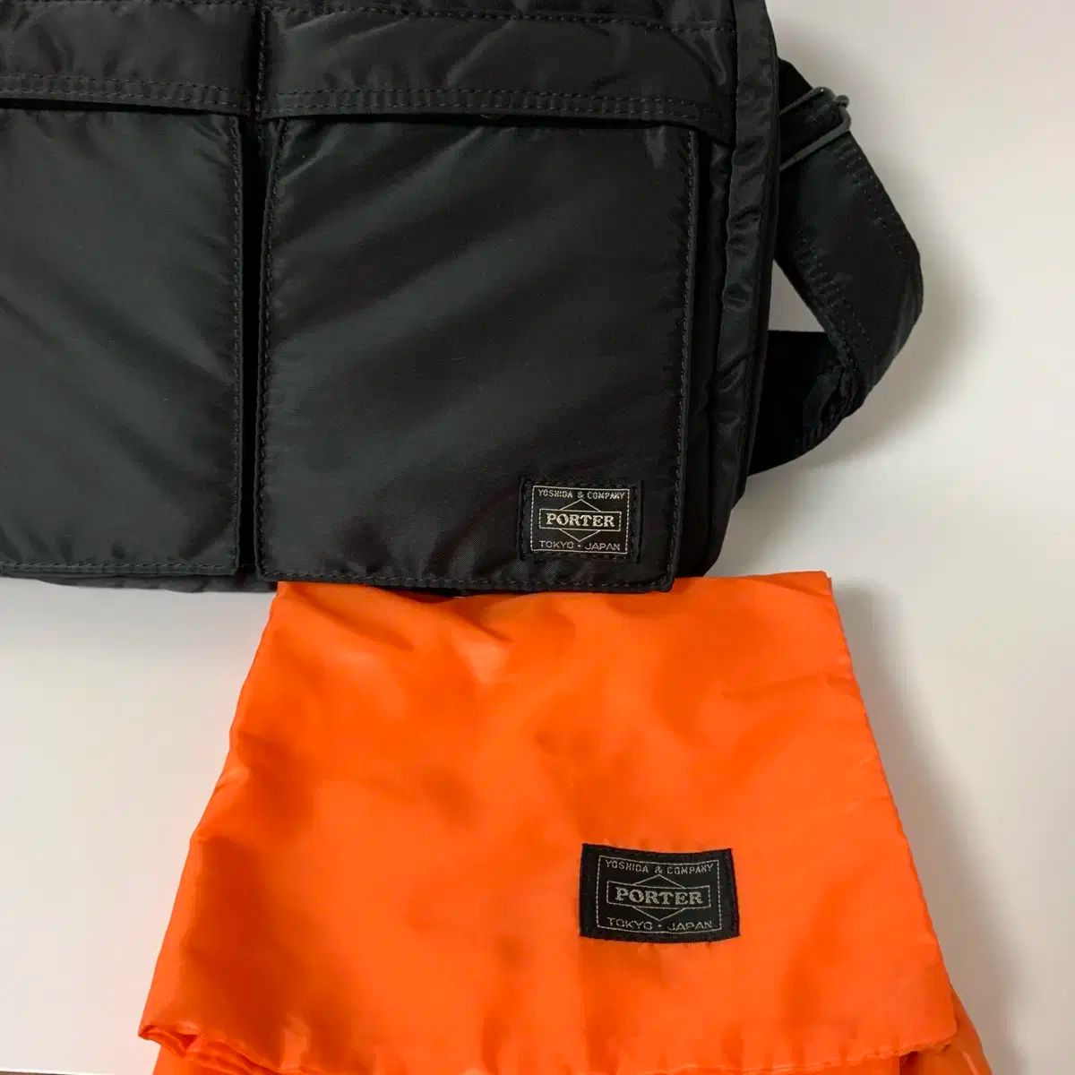 PORTER ポーター タンカー ショルダーバッグL 2層式　黒 美品 TANKER(タンカー) SHOULDER BAG(L) | 吉田カバンホームページ