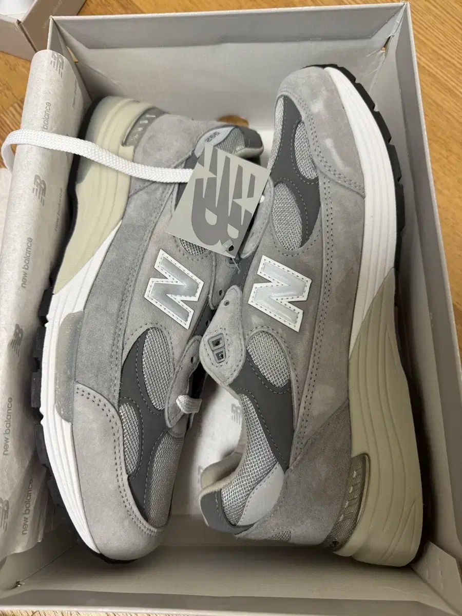 New Balance ニューバランス 992 グレー 295
