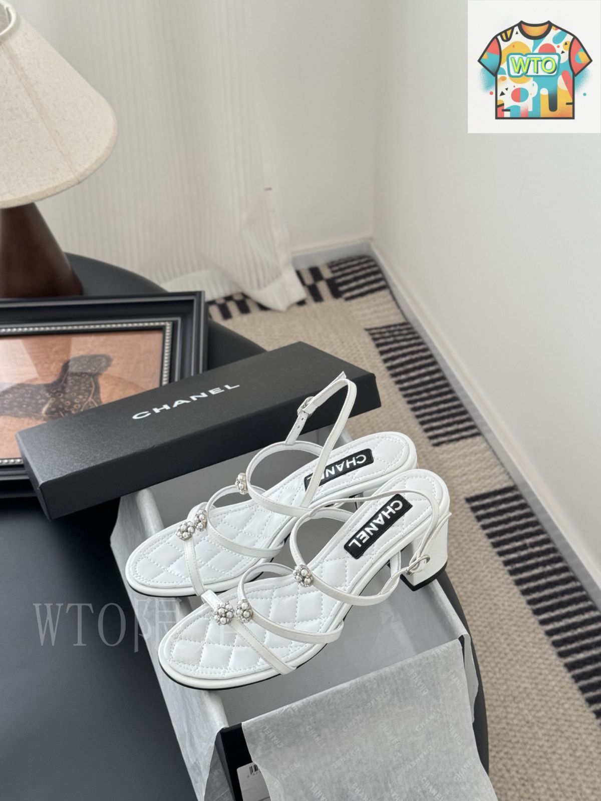 25P 大人の魅力♡履きやすいスエードサンダル【CHANEL】 25P 大人の魅力♡履きやすいスエードサンダル【CHANEL】 靴