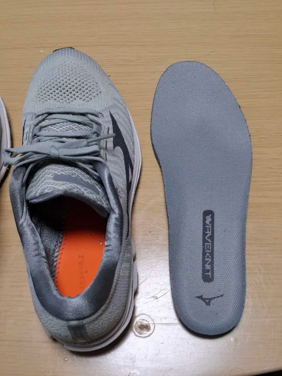 mizuno ミズノ