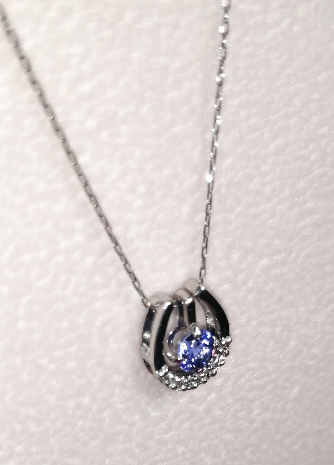 瑞々しい輝き！ティファニー ビクトリア ダイヤモンド ネックレス 鑑定