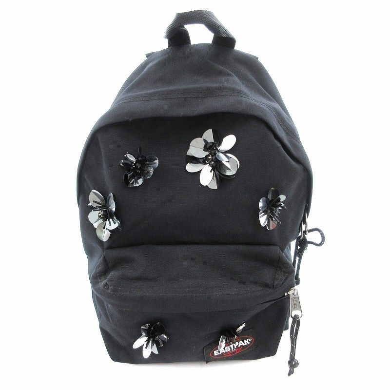 Chestyチェスティ　イーストパック　コラボリュック 　黒　花 Chestyチェスティ イーストパック コラボリュック 黒 花 - メルカリ