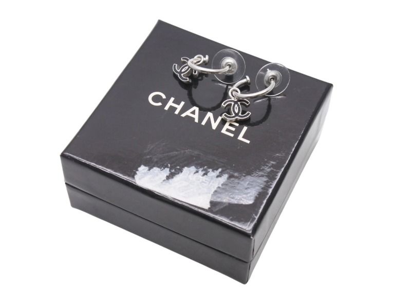 【耳元の輝き溢れる♪】◆CHANEL◆フープピアス 210.jpg