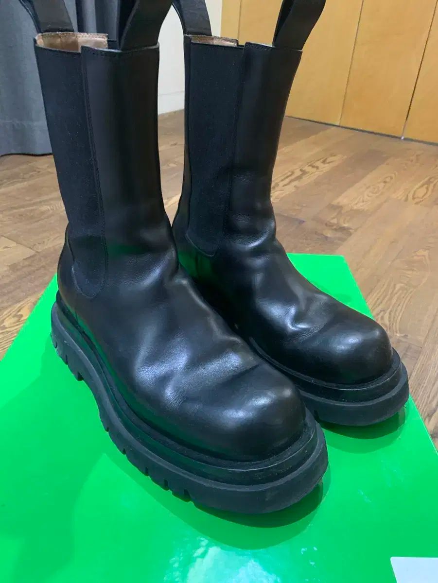 BOTTEGA VENETA サイドゴア ラグブーツ