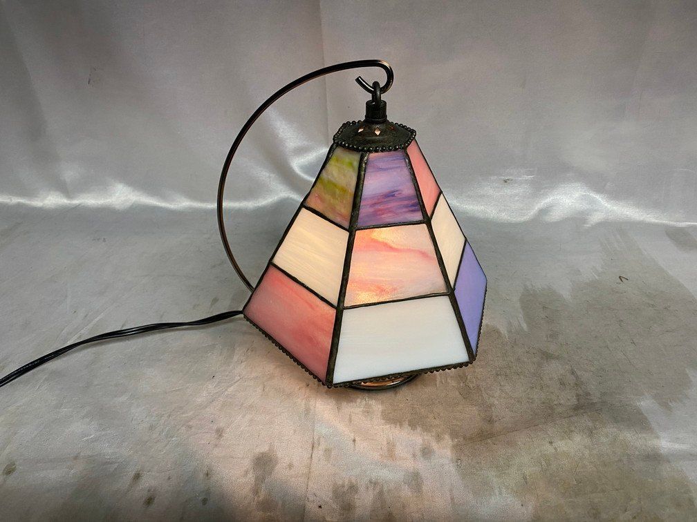 ステンドグラス 吊り下げ式 テーブルランプ スタンドライト