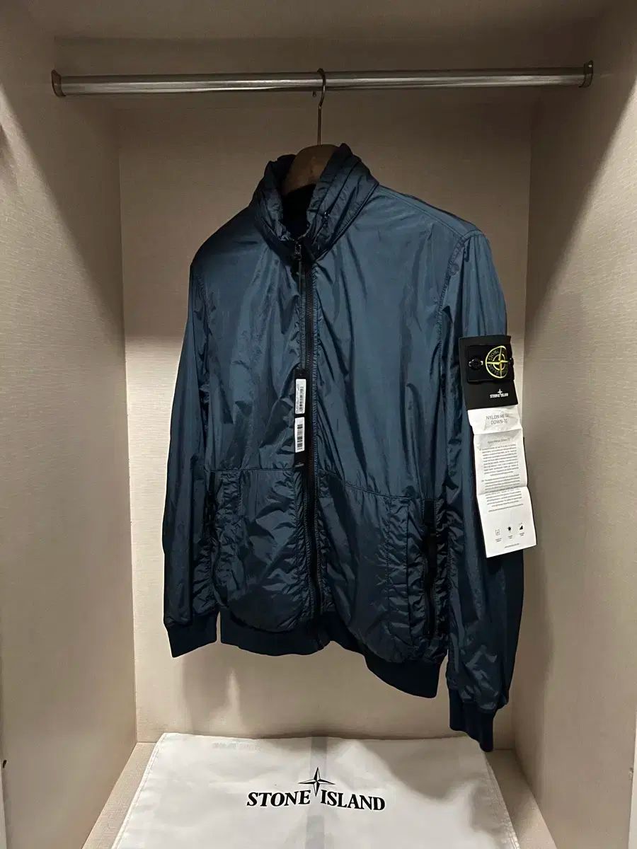 L STONE ISLAND ストーンアイランド クリンクルレップス フードなし ジャケット 青