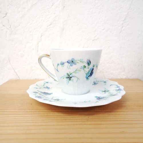 リモージュ D`ARCEAU LIMOGES くすみブルーの小花 カップ＆ソーサー