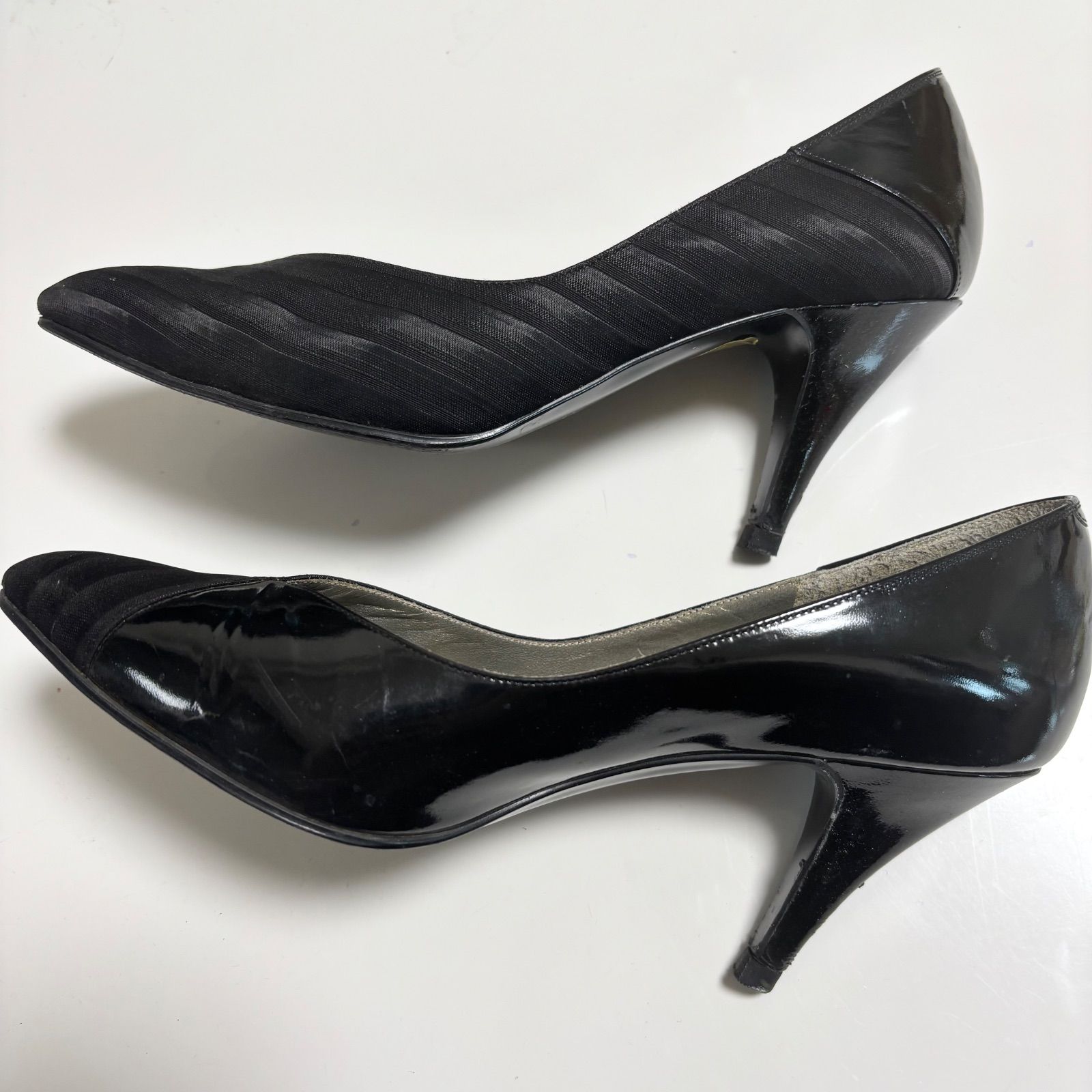 未使用✨SAINT LAURENT パンプス 38.5 黒 送料無料】Yves Saint Laurent/イヴサンローラン/YSL/パンプス