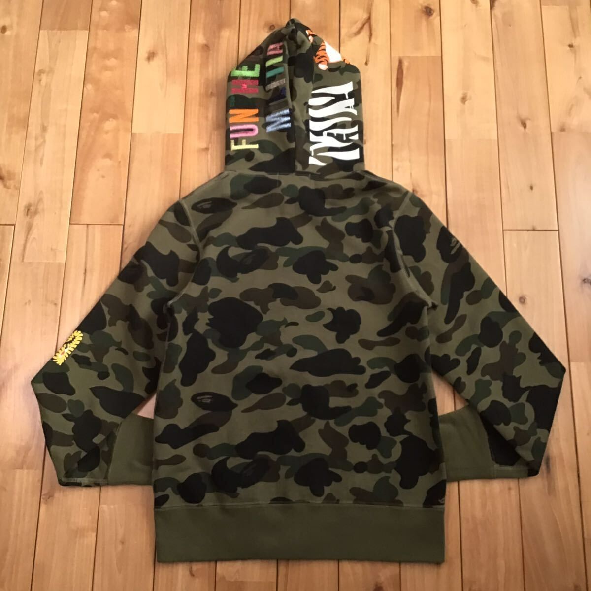 bape エイプ タイガーパーカー