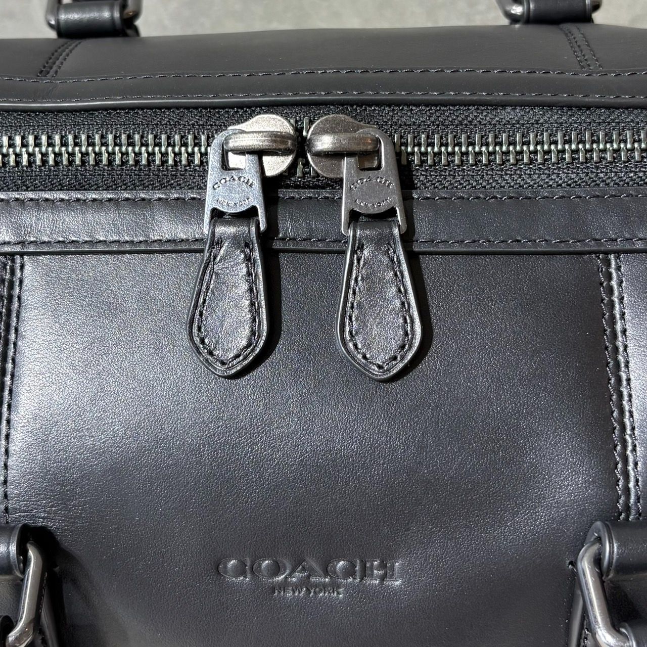 COACH ブラックレザーボストンバッグ 新品未使用 COACH コーチ レザー ボストンバッグ ブラック メンズ