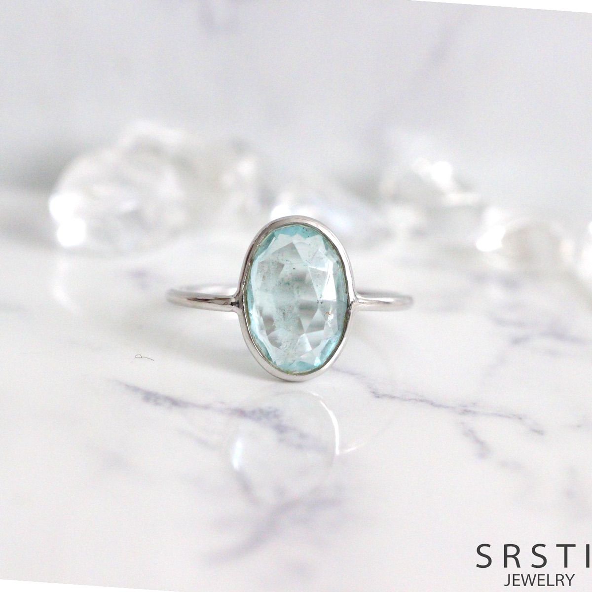 天然木化石 丸太状 原石 庭石 観賞石 80cm級 Amazon | 木化石 031 珪化木 庭石 | ガーデンオーナメント・置物