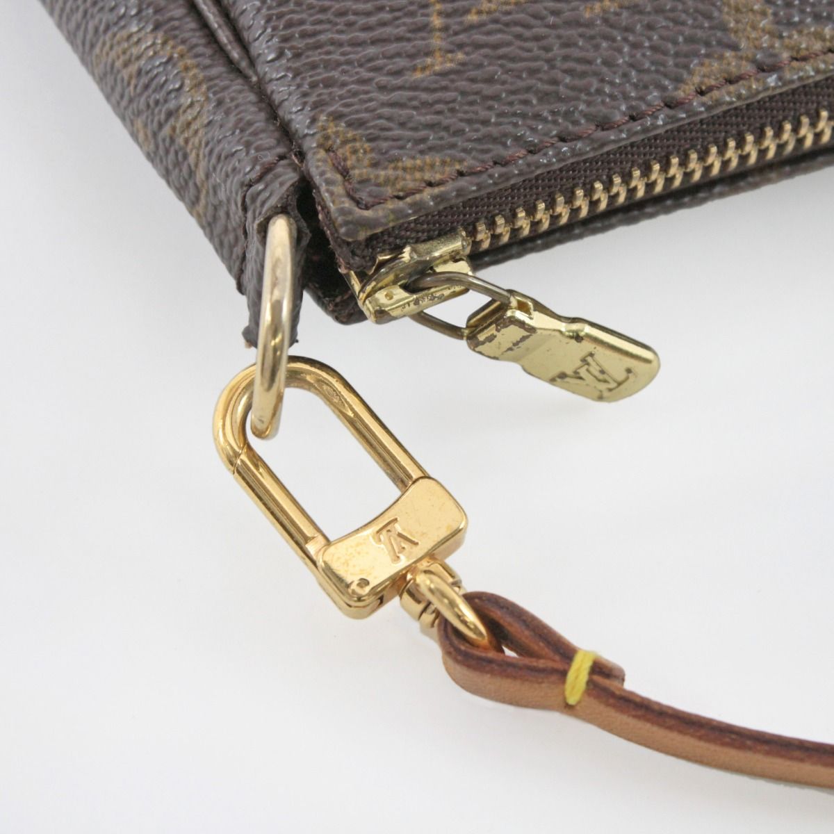 LOUIS VUITTON ルイヴィトン モノグラム アクセサリーポーチ