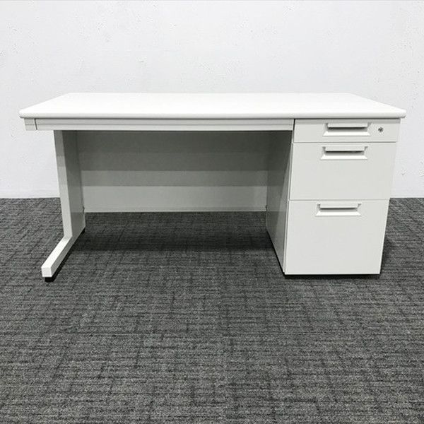 プラス ホワイト