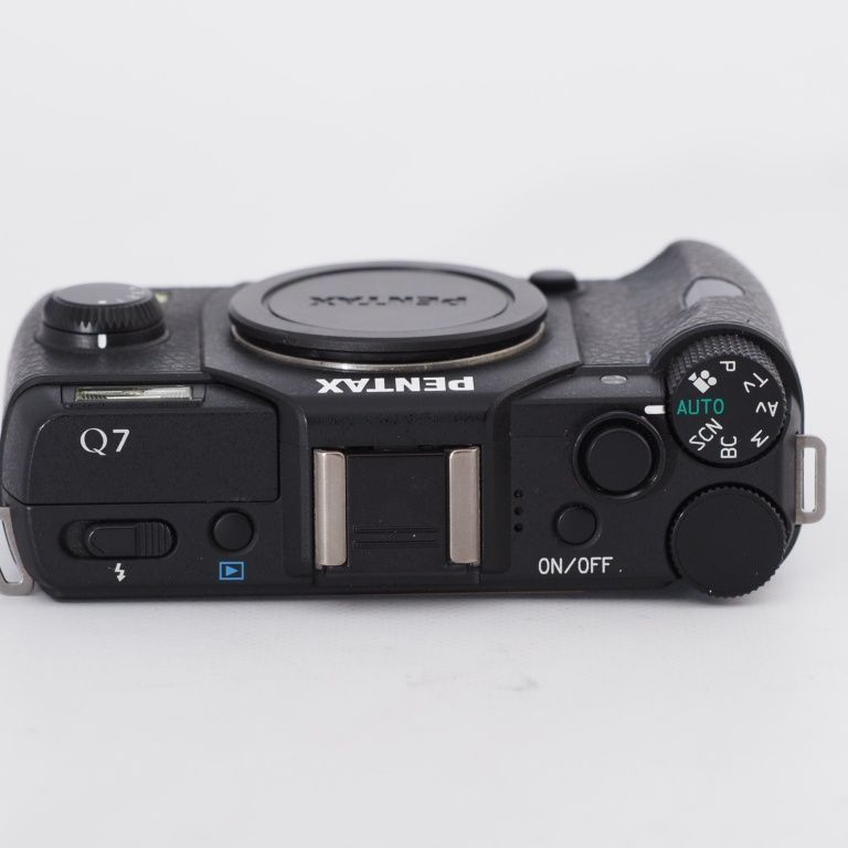 PENTAX ペンタックス ミラーレス一眼 Q7 ボディ ブラック Q7 BLACK