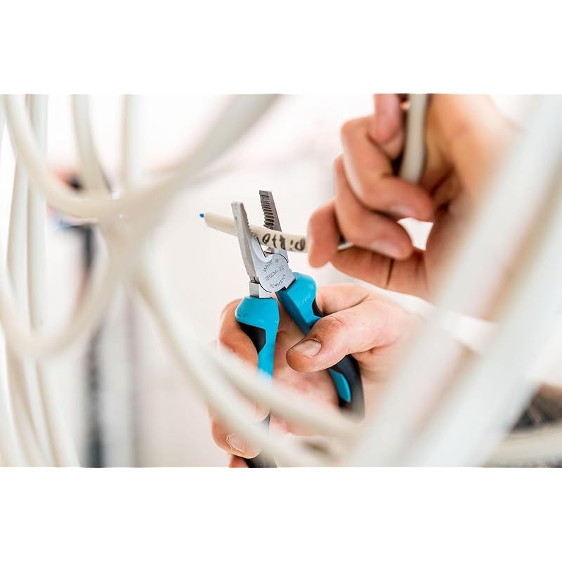 HAZET ハゼット 190 79 工具セット メタルツールケース ツールボックス 79点セット 整備工具 作業工具 自動車整備 プロ用工具セット ラチェットレンチ ハンマー プライヤー 南京錠付き 防水 ドイツ製 プロフェッショナル ブルー×ブラック 0