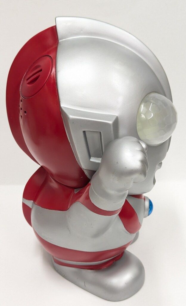 ウルトラマン レーシング サウンドマネーバンク 貯金箱　非売品 ウルトラマン レーシング サウンドマネーバンク 貯金箱 非売品