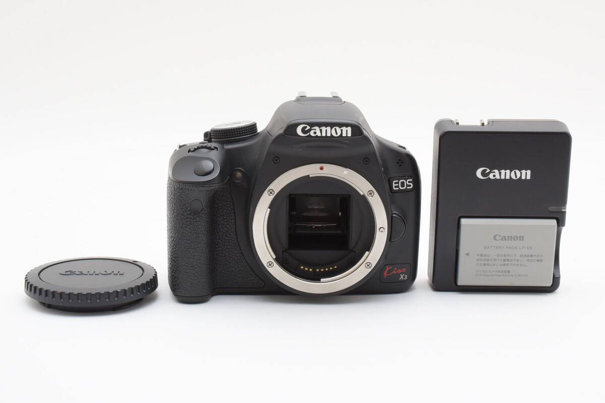 カメラ Canon EOS Kiss X3 デジタル一眼レフ