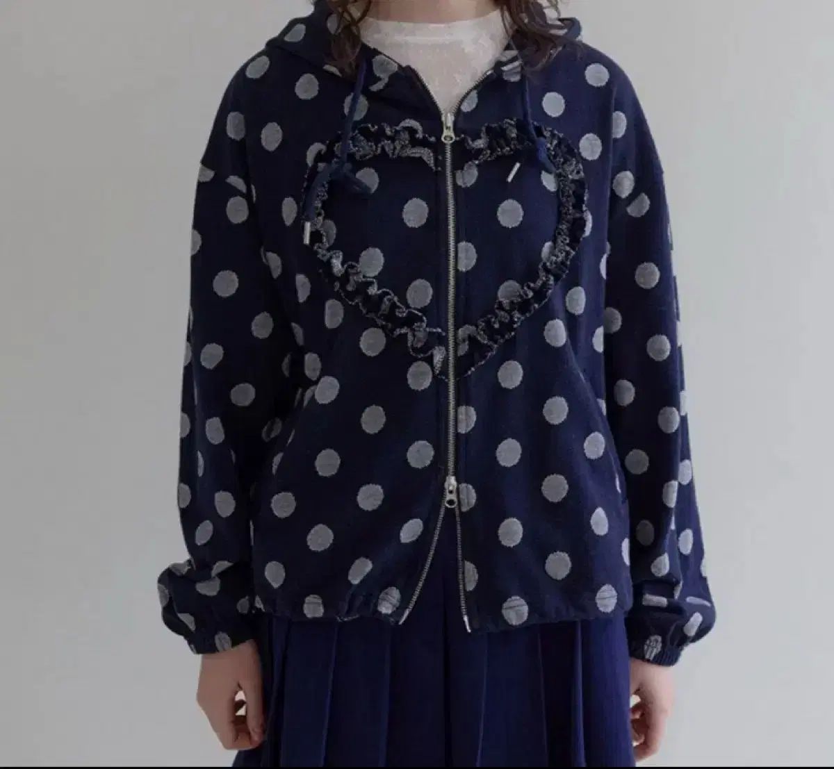 フンプランフン fun from fun フリルハート フーディー ドット ネイビー