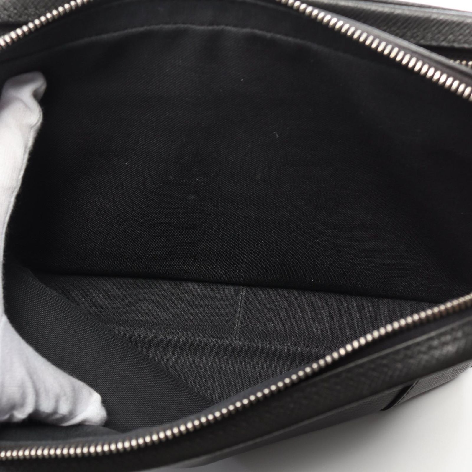 ルイヴィトン タイガ パヴェル アルドワーズ セカンドバッグ M31142 ルイ・ヴィトン LOUIS VUITTON セカンドバッグ クラッチバッグ