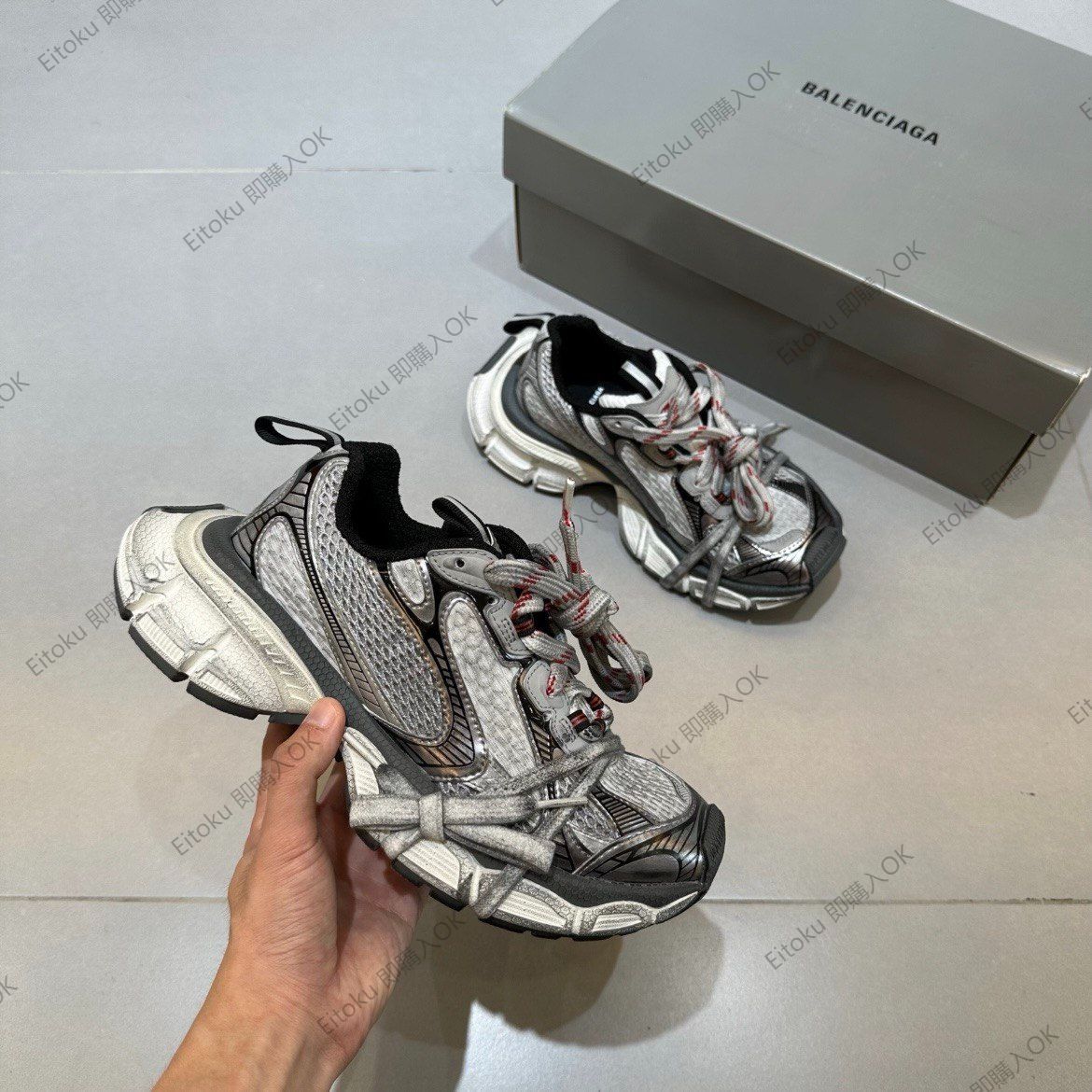 BALENCIAGA 3XL
