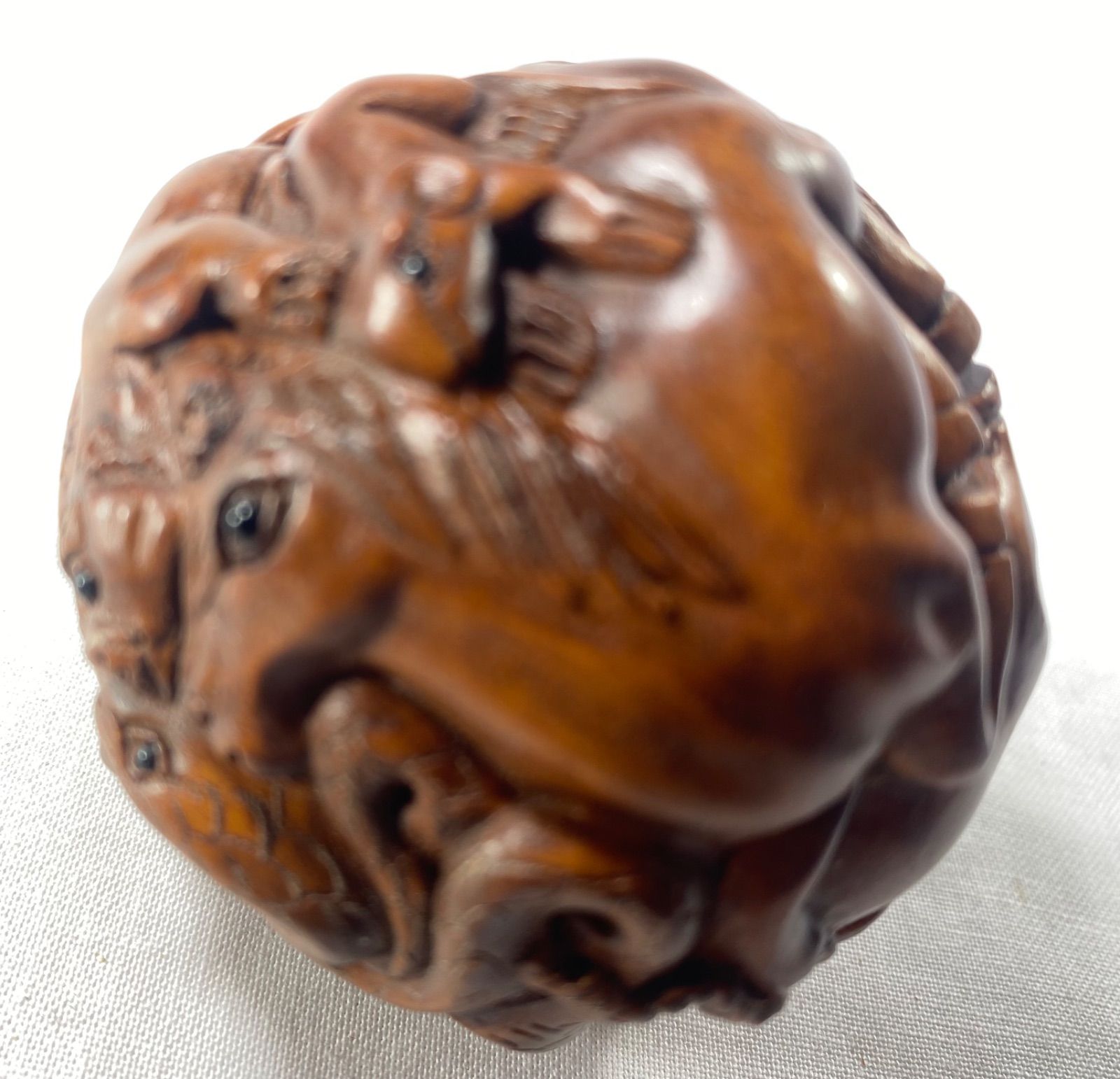 柘植材　大玉十二支置物、縁起物黄楊繊細彫刻　木製 丸玉 柘植 置物 十二支黄楊繊細彫刻 木製 - メルカリ