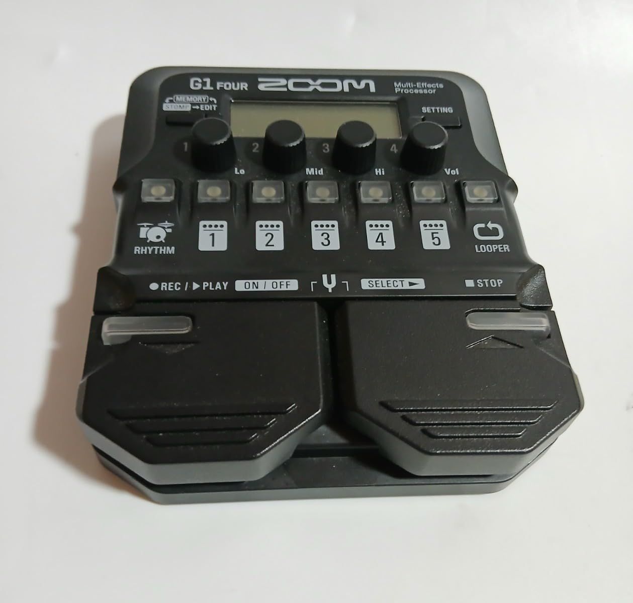 ZOOM G1 FOUR ほぼ未使用 中古】ZOOM / G1 FOUR 【池袋店】 | イシバシ楽器