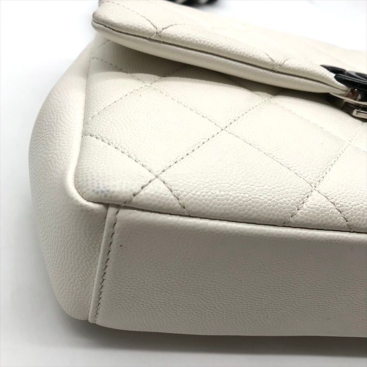 良品 CHANEL シャネル ココマーク マトラッセ キャビアスキン 良品 CHANEL シャネル ココマーク マトラッセ キャビアスキン