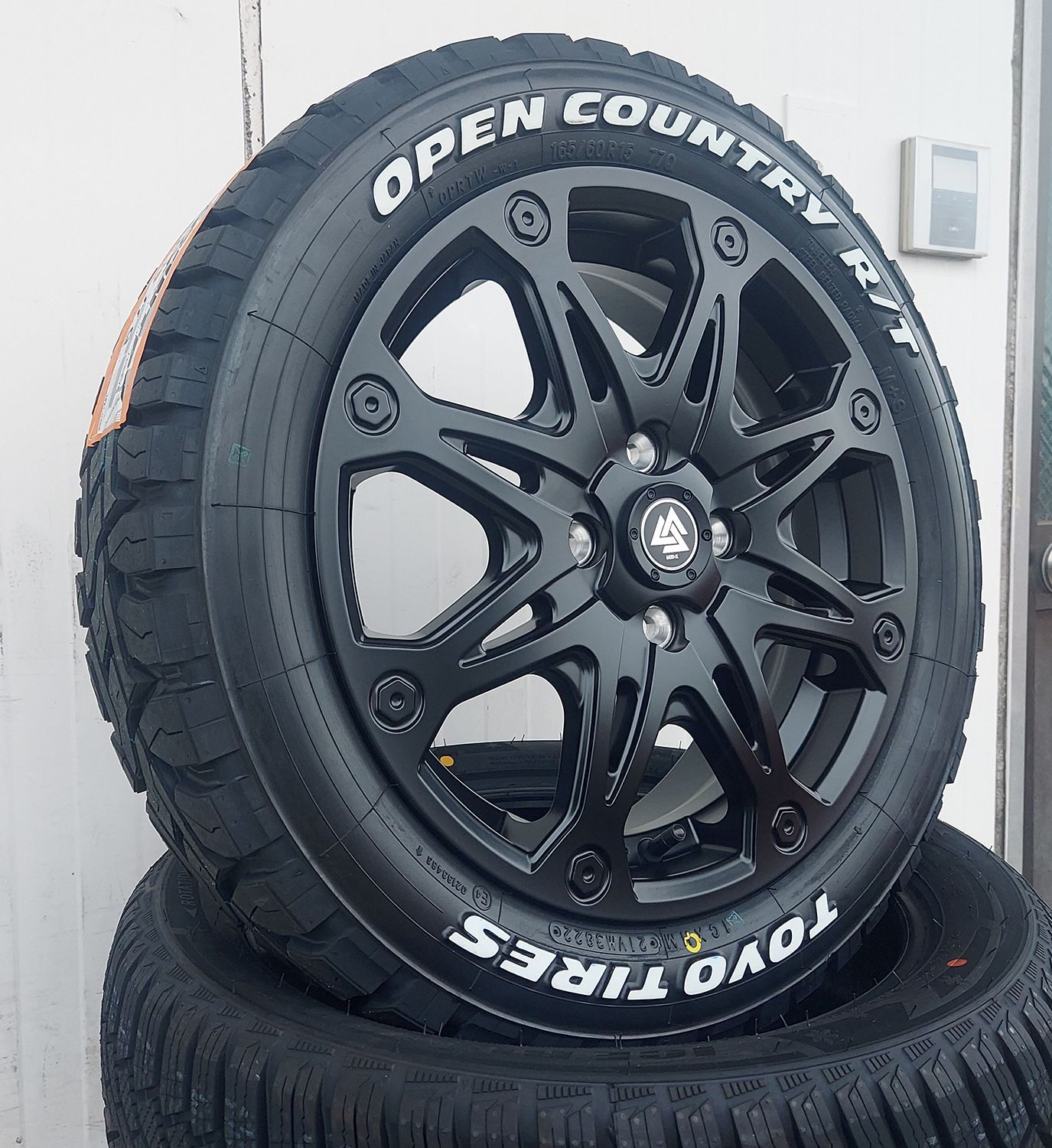 ハイゼットジャンボ ハスラー タフト ウェイク エブリィ アトレーワゴン ハイゼット 15インチ トーヨー オープンカントリー RT 165|60R15 ホワイトレター