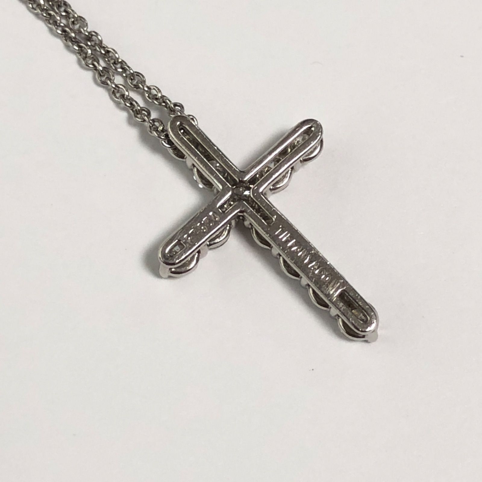 Tiffany＆Co. ティファニー スモールクロス ネックレス ダイヤモンド
