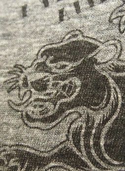 ヘンリーネックTシャツ