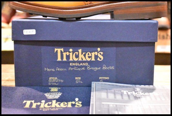 UK5.5 Tricker’s