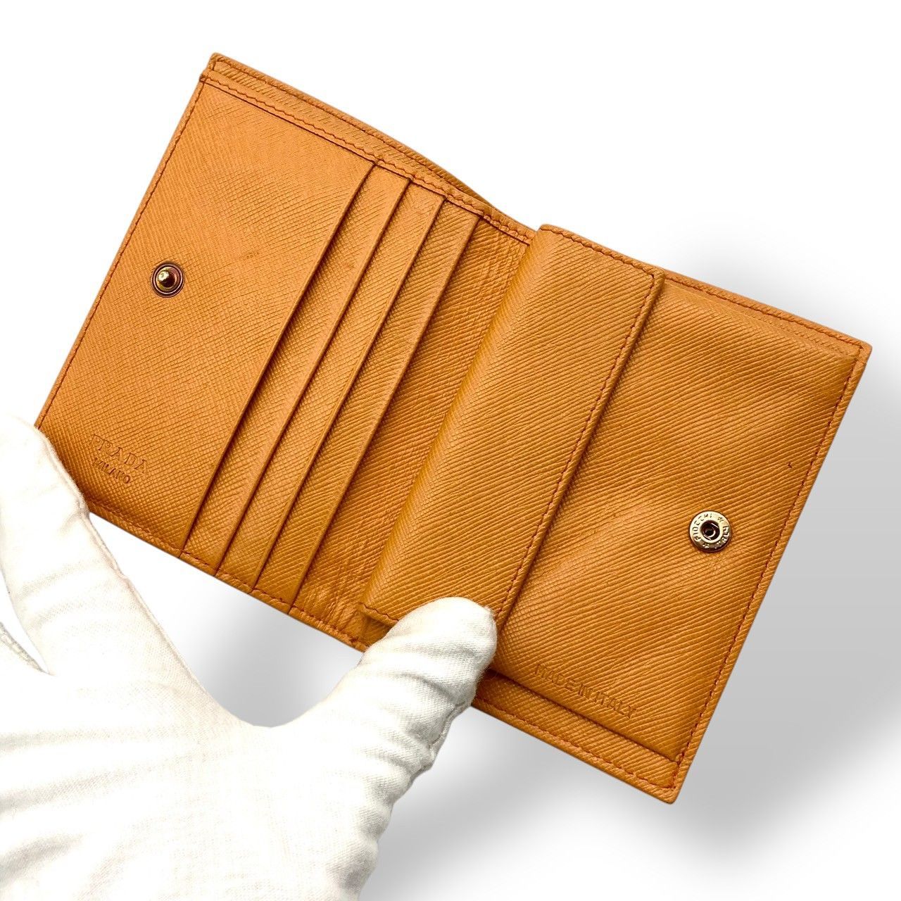 プラダ 二つ折り財布 コンパクトウォレット レザー オレンジ ロゴ 70611 プラダ 二つ折り財布 コンパクトウォレット レザー オレンジ