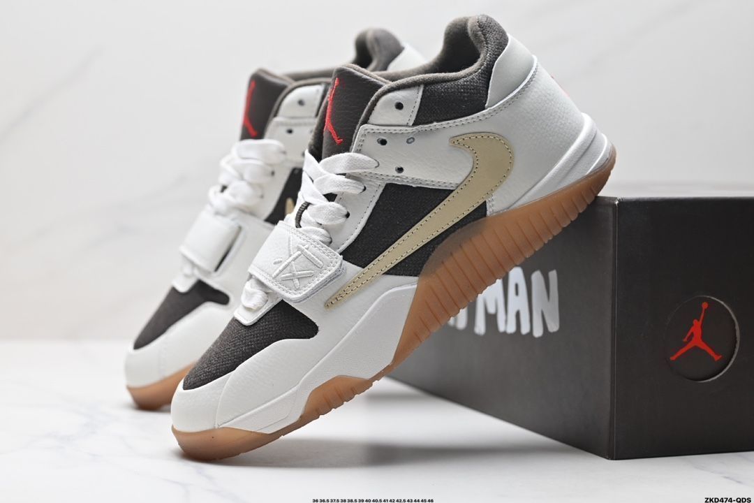 NIKE トラヴィススコット　エアジョーダン　ダークモカ　訳あり 26cm NIKE × TRAVIS SCOTT Air Jordan 1 Retro High OG TS SP