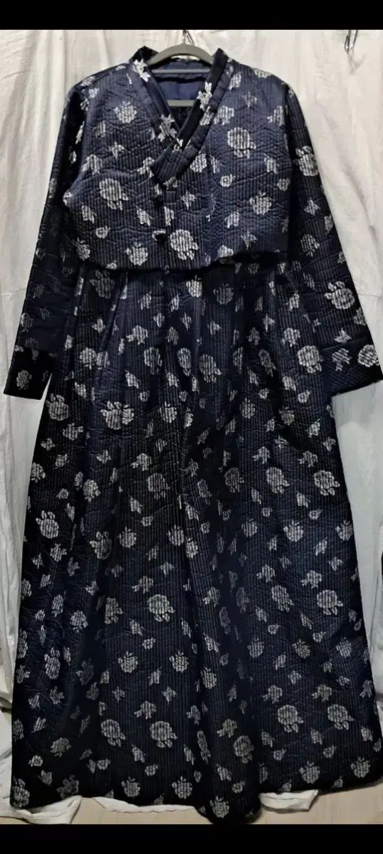 お値下げ改良型チマチョゴリ キルト 韓服の改良 カジュアルチマチョゴリ - メルカリ