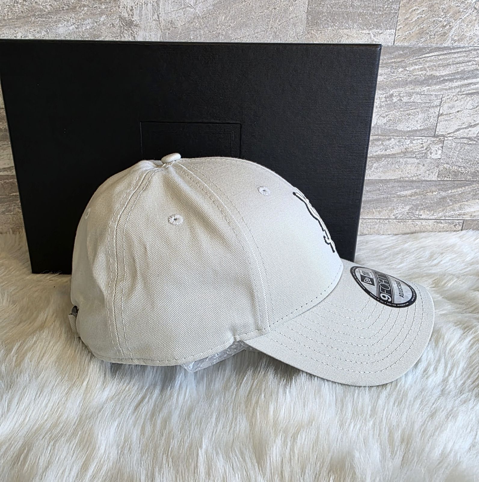 YSLホワイト 9FORTY キャップ 調整可能 未使用 YSL 9FORTY ベースボールキャップ 2色セット - メルカリ