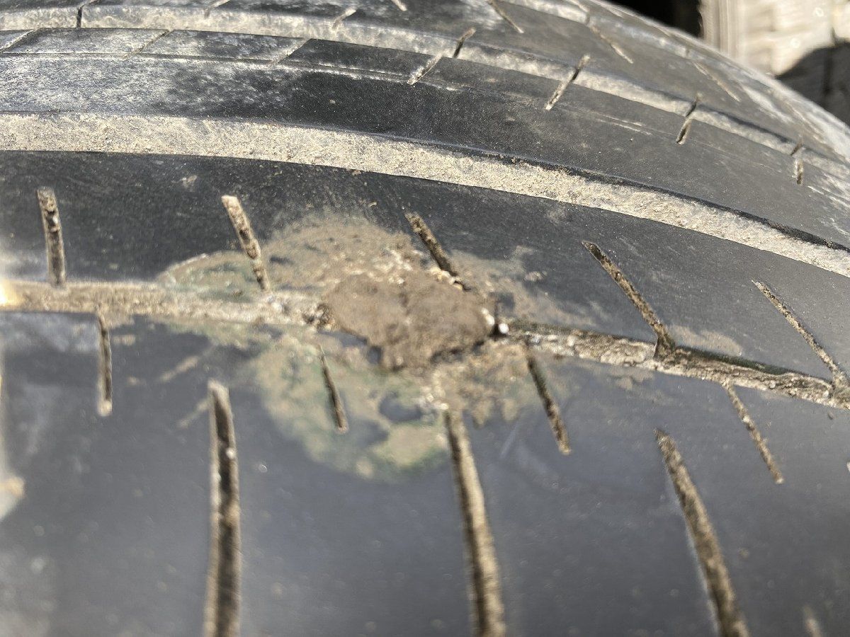 YOKOHAMA BluEarth-GT 195/50R19 19インチ 夏タイヤ 4本 23年製 バリ溝