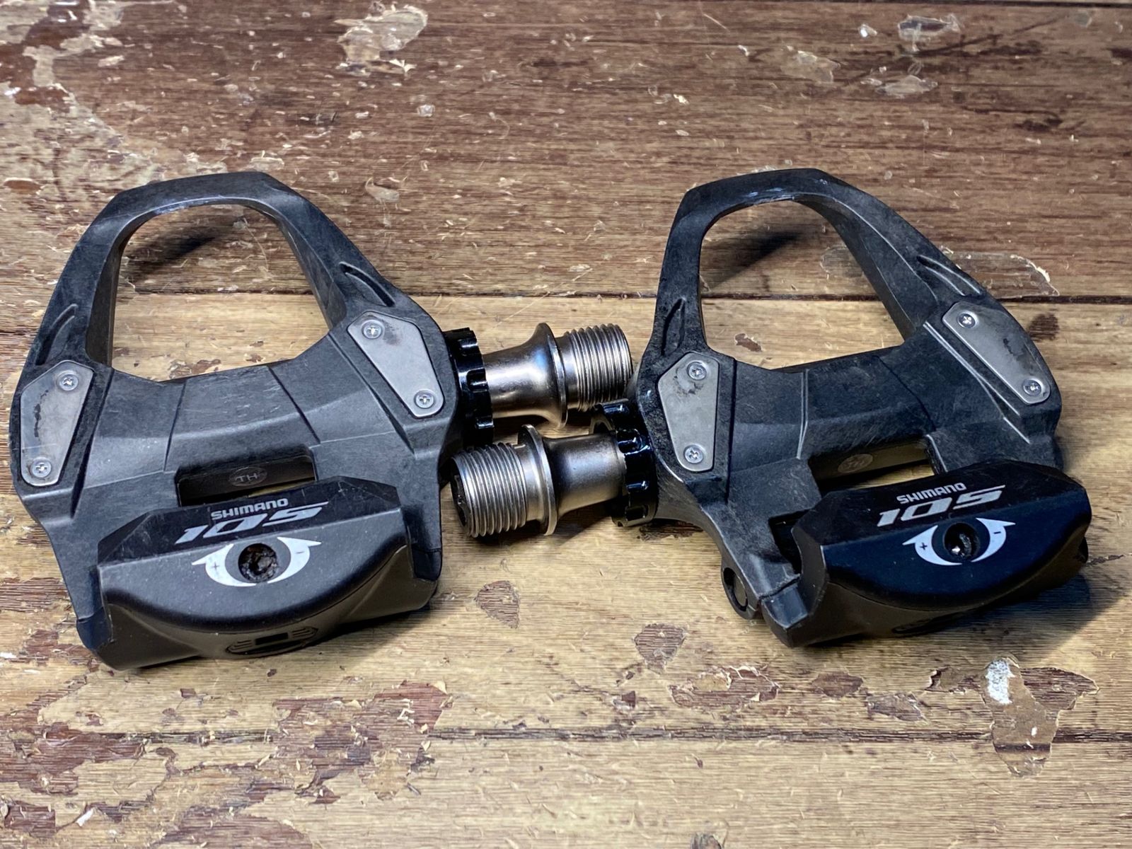 美品です❗️SHIMANO 105 ビンディングペダル PD-R7000 左右 nagaosatoshi_pd-r7000