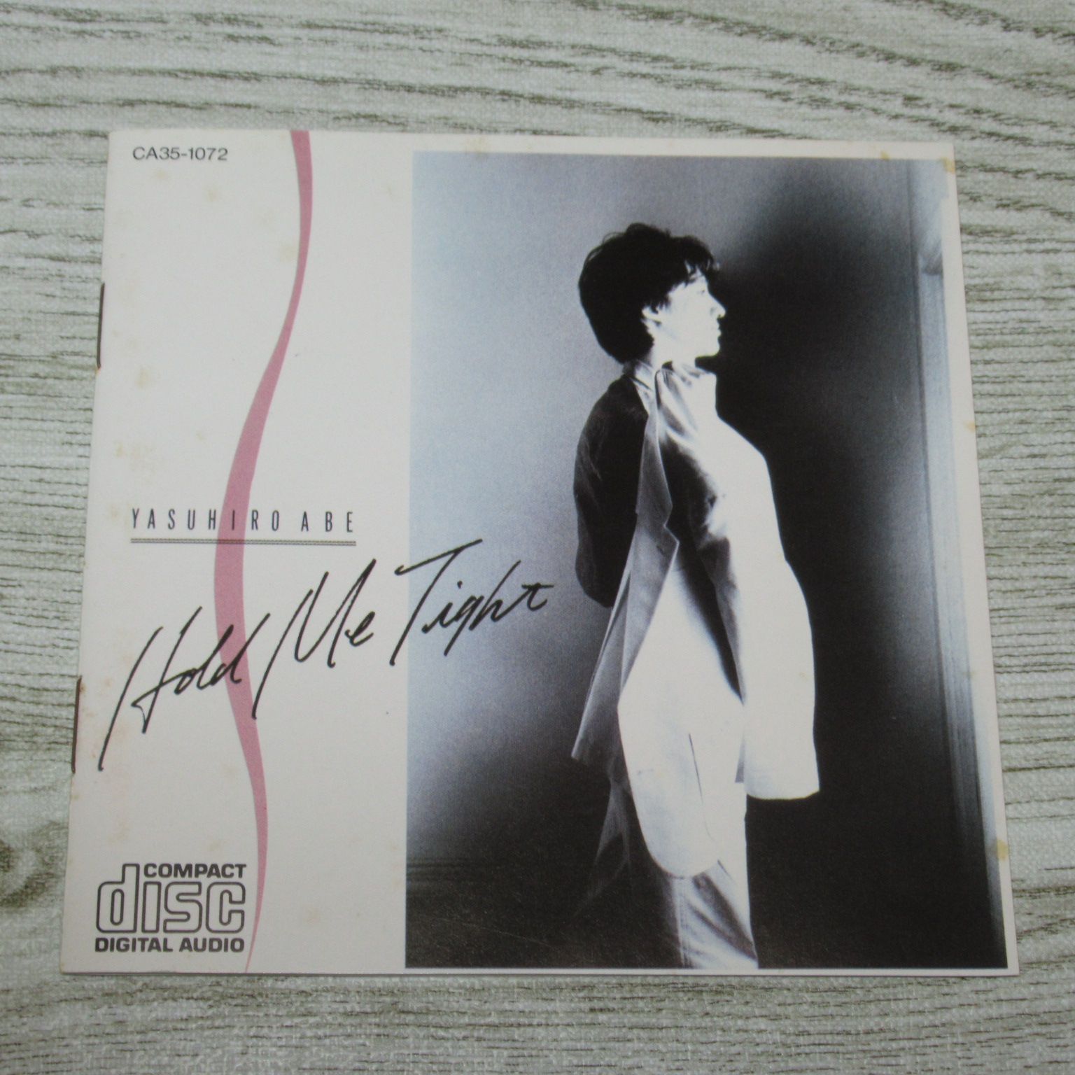 CD 安部恭弘 HOLD ME TIGHT 帯なし CA35-1072 3500円 - メルカリ