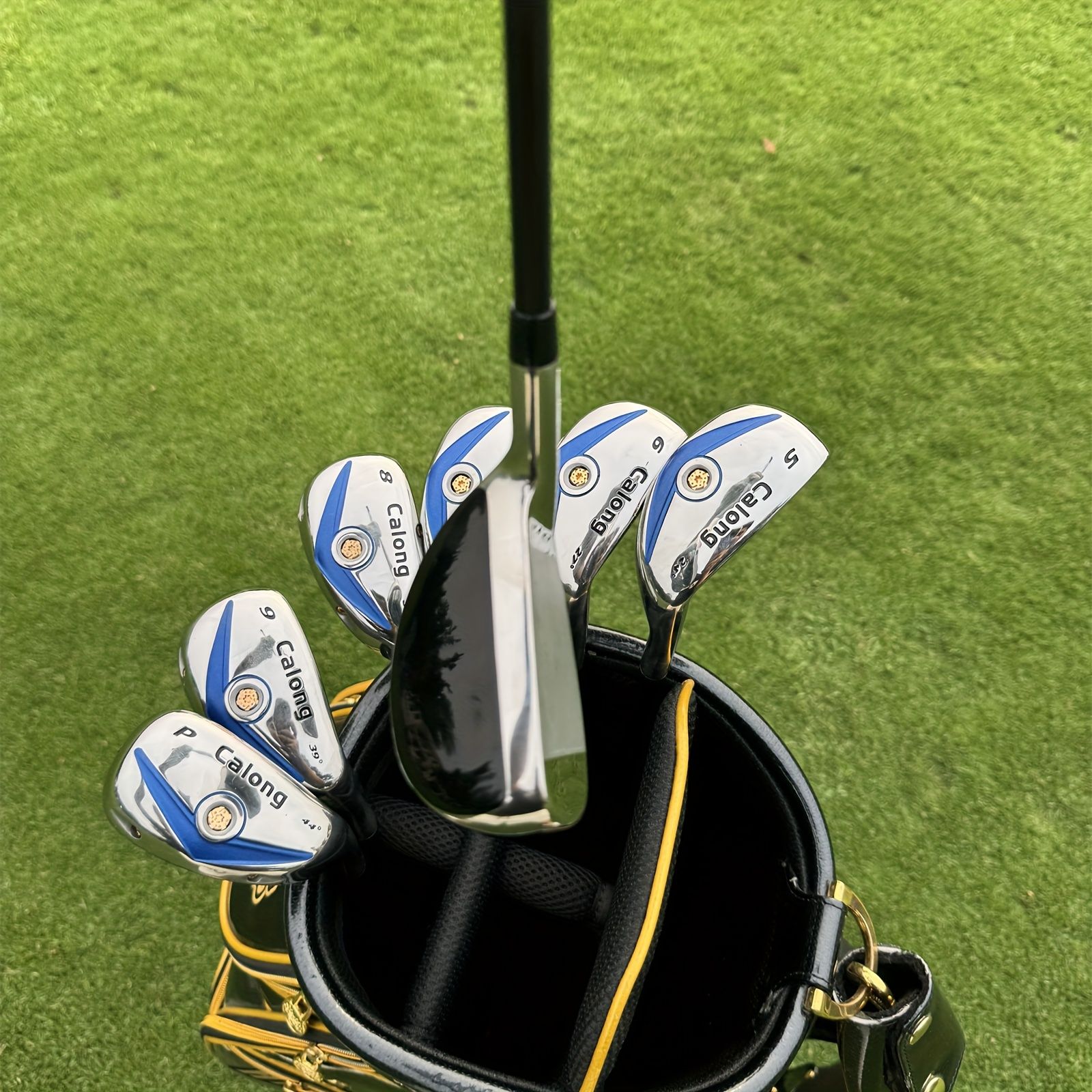 8 9