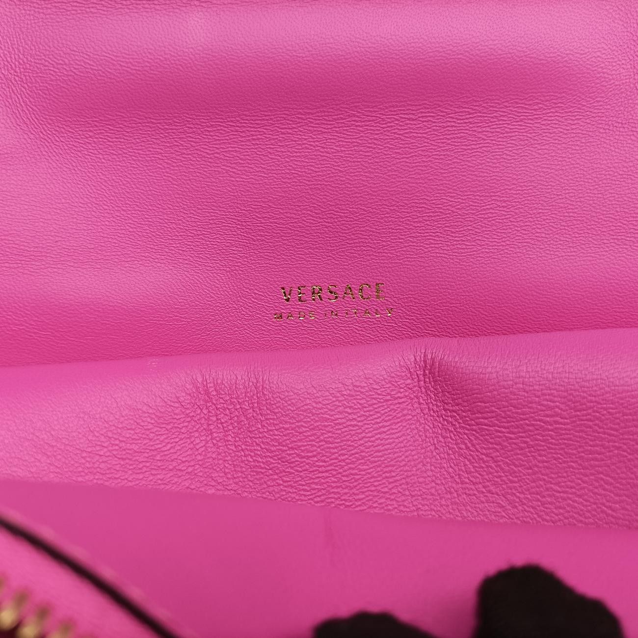 VERSACEヴィルトゥス