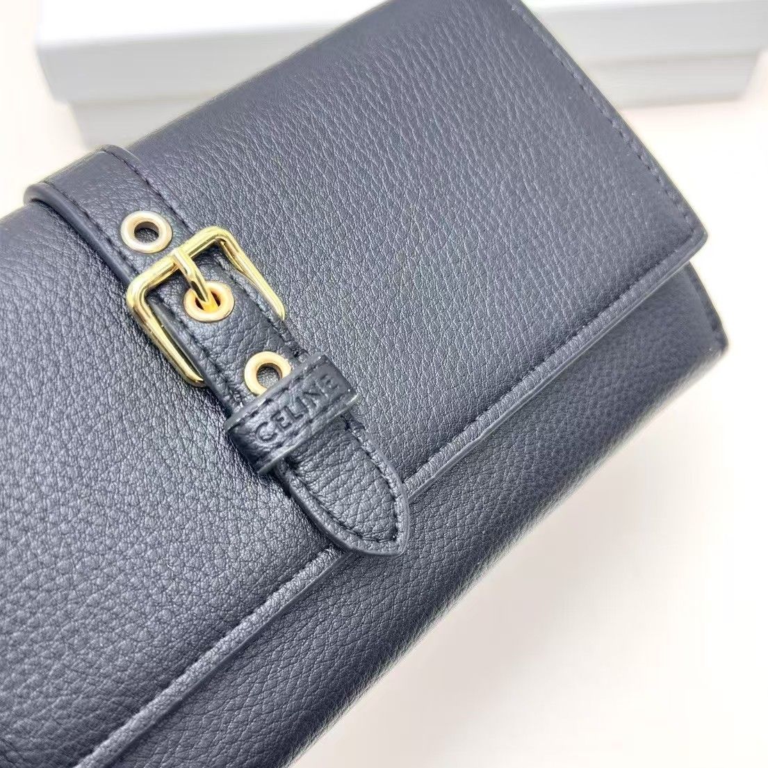 新品未使用 CELINE 財布[本日特価|新品未使用品]-MM輸入 - メルカリ
