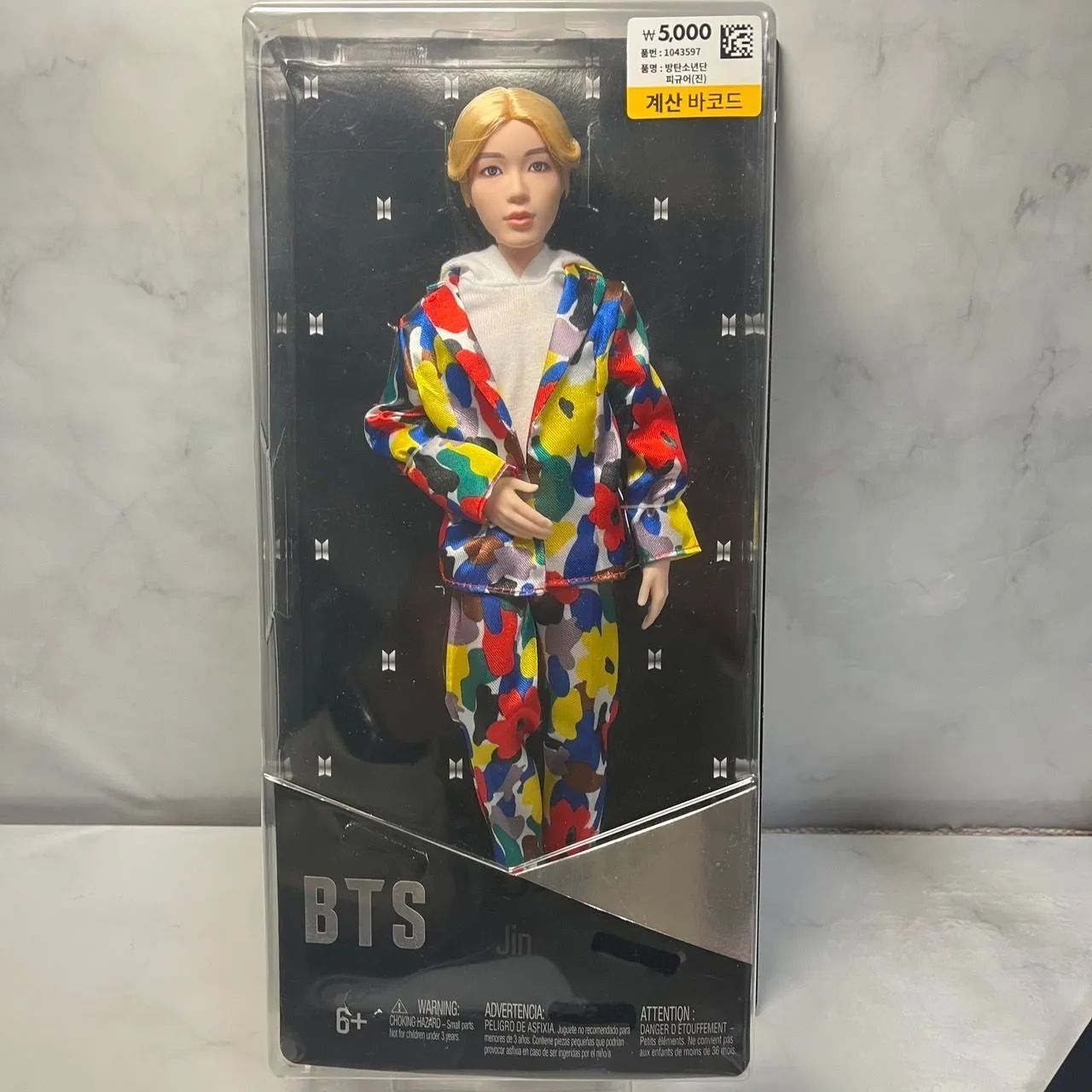 未使用品 BTS マテル社 限定フィギュア JIN 韓国限定 韓国フィギュア 